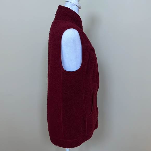 Women’s reversible Van Heusen, full zip vest red size small - Picture 10 of 10